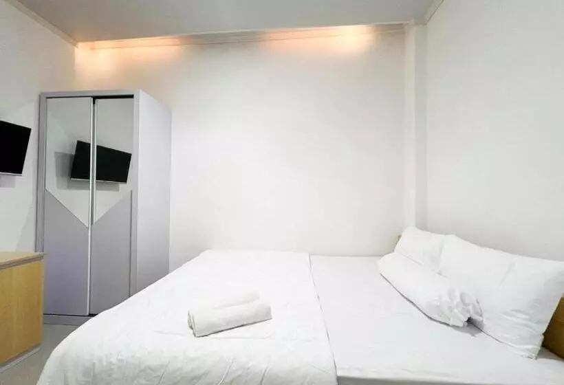 Hotel River House Mitra Reddoorz