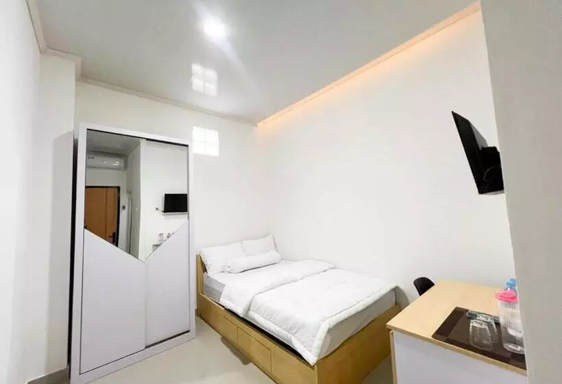 Hotel River House Mitra Reddoorz