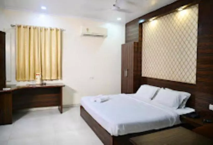 ホテル Suncity Prayagraj