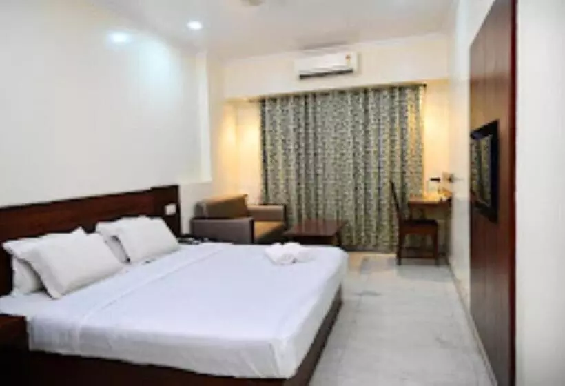 ホテル Suncity Prayagraj
