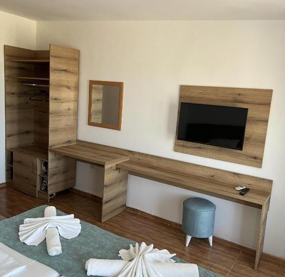 هتل Surf Primorsko