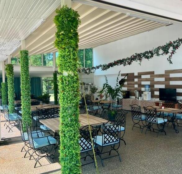 هتل Surf Primorsko