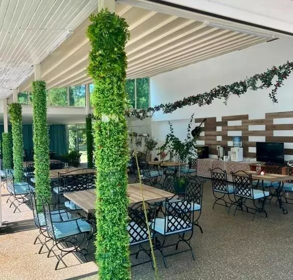 هتل Surf Primorsko