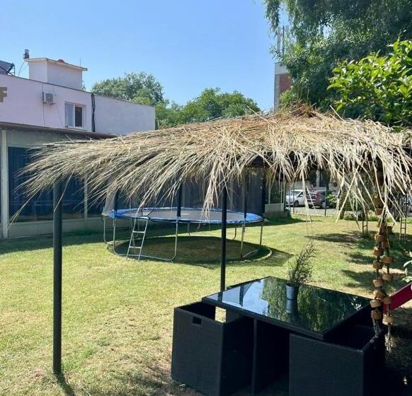 هتل Surf Primorsko