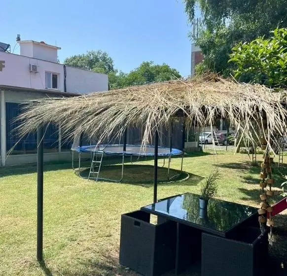 هتل Surf Primorsko