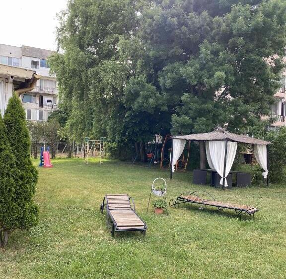 هتل Surf Primorsko