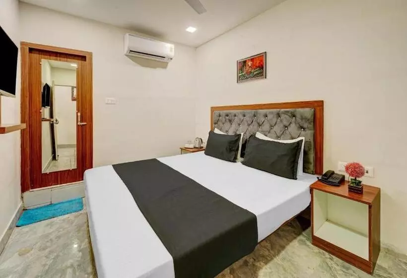 Hotelli 81 Tristar