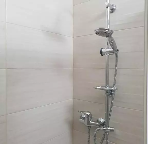ペンション élite Rooms