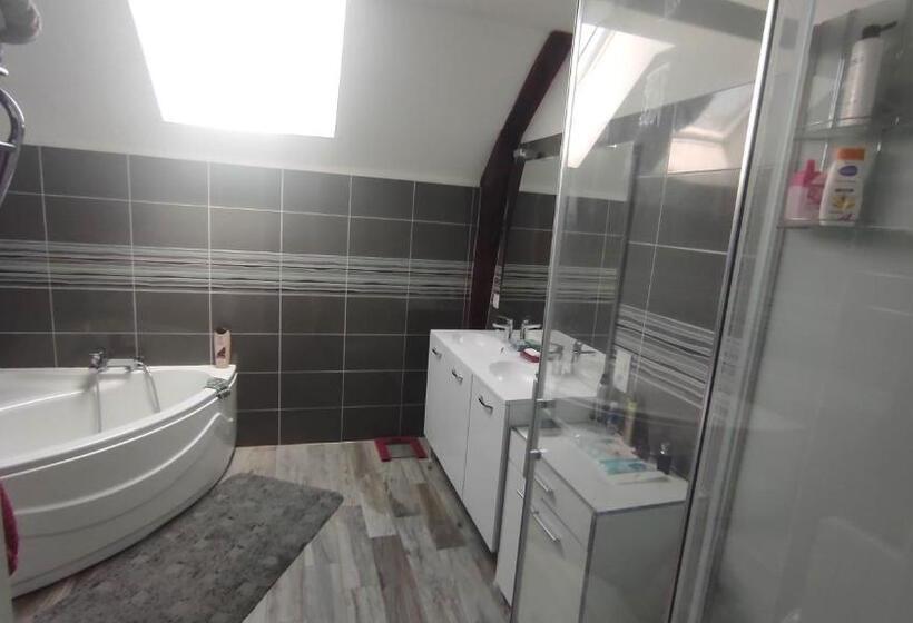 بنسيون Maison Grand Parking Privé