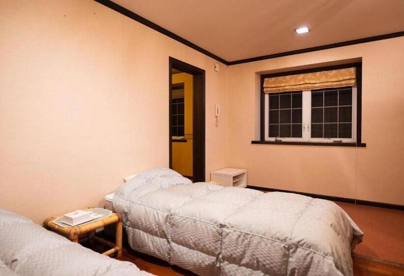 بنسيون Miles Town