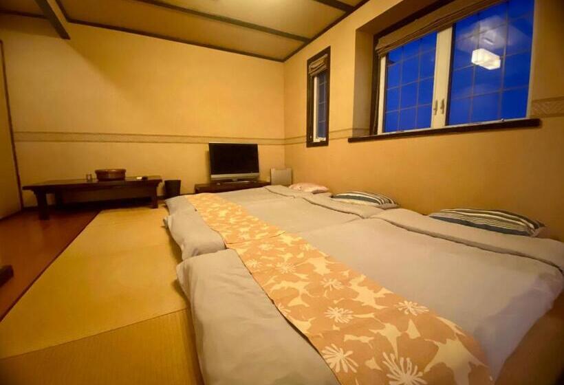 بنسيون Miles Town