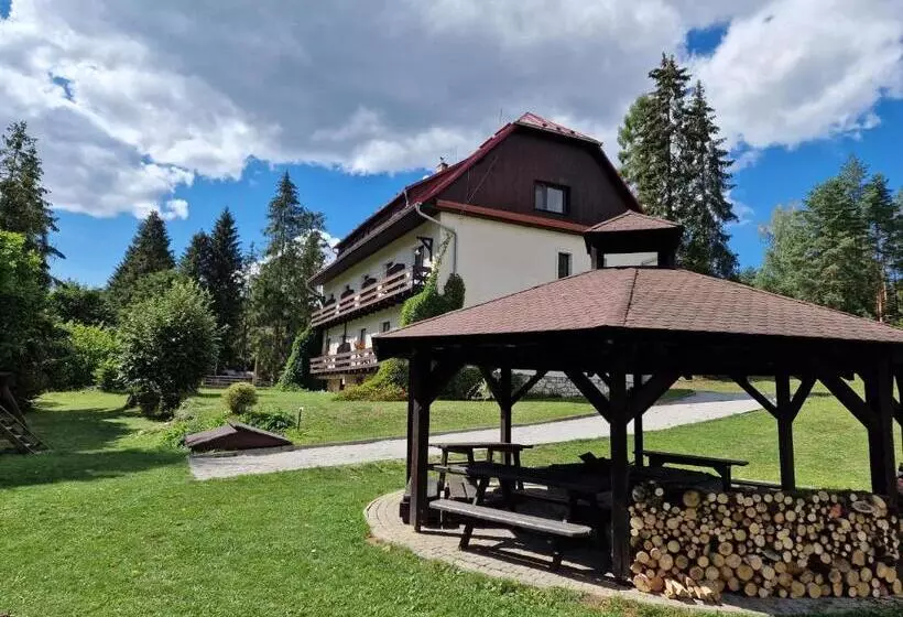 Majatalo Rekreačné Zariadenie čingov   Slovenský Raj