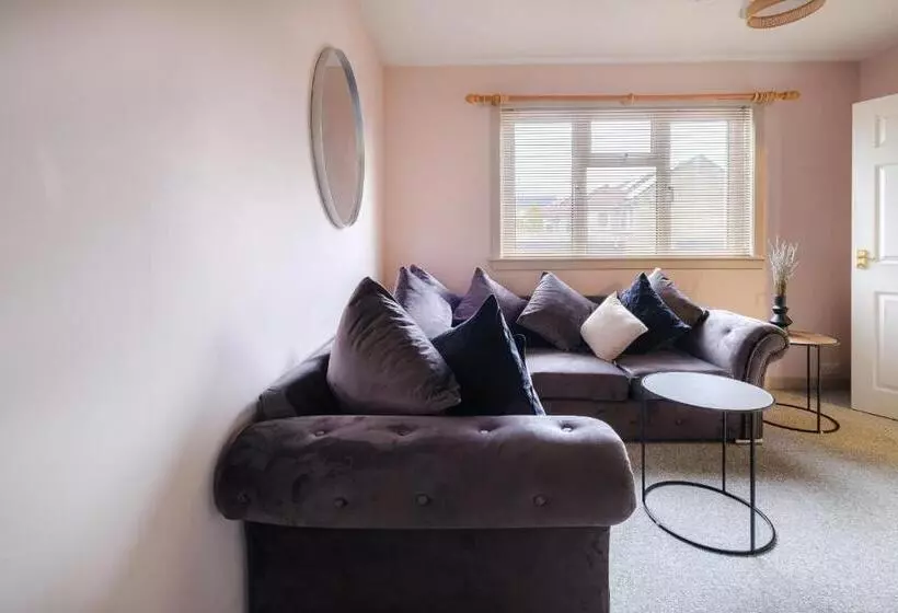 Aamiaismajoitus (B&B) Banchory House   Sja Stays   2 Bed House