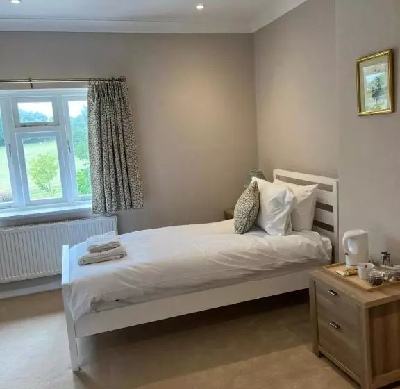 Aamiaismajoitus (B&B) Lordington Park