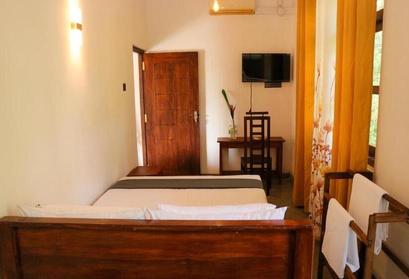 민박 Opera House Hiriketiya#