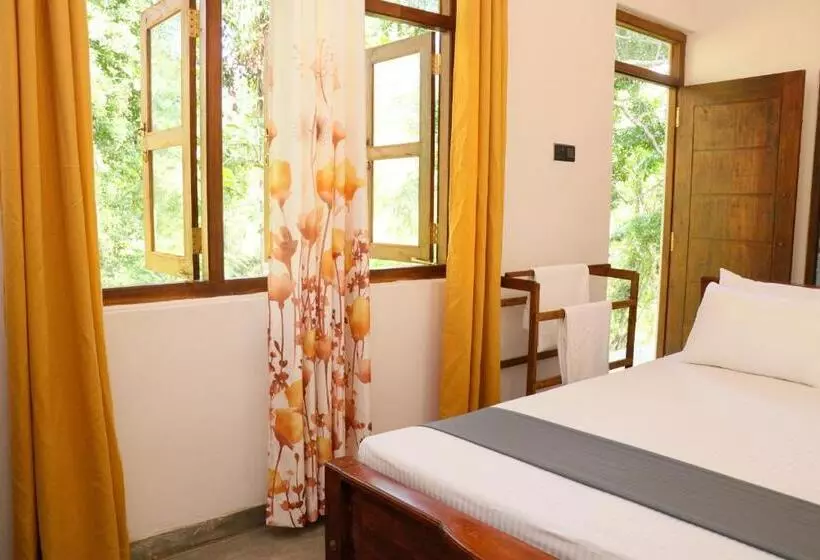 Aamiaismajoitus (B&B) Opera House Hiriketiya#