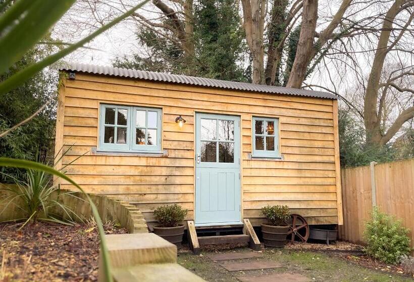 Nocleg ze śniadaniem Shepherd S Hut At The Granary