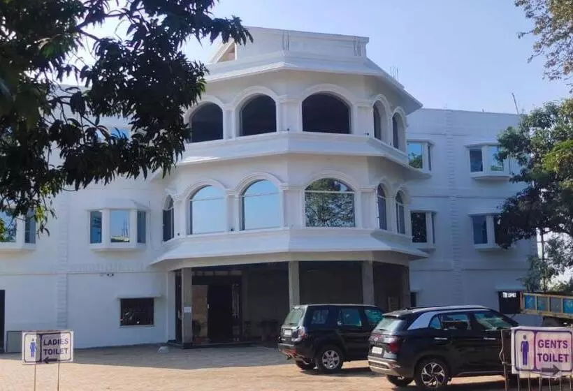 Hindusthan Prime Hotel And Banquet