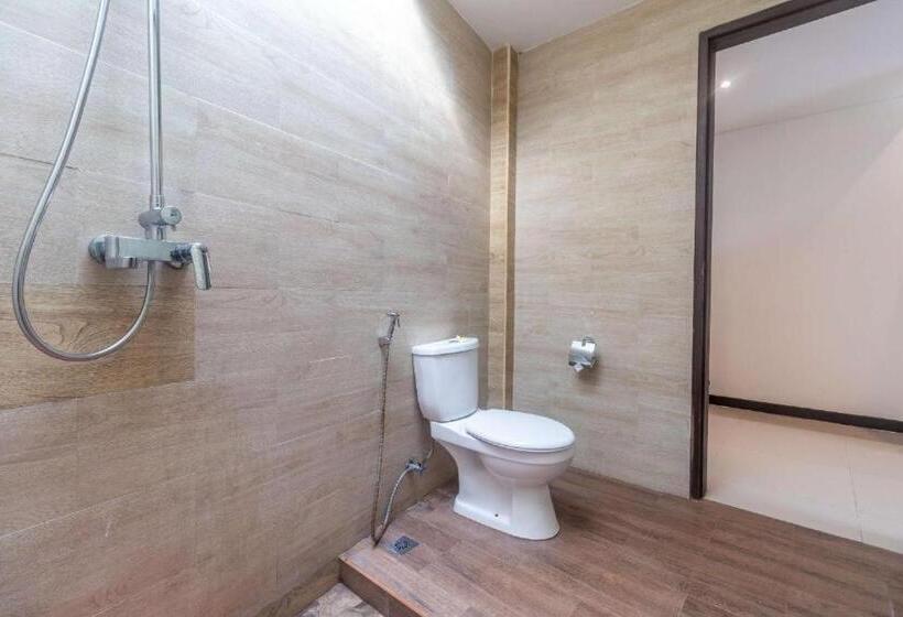 Hotel D Kamala By Prasi