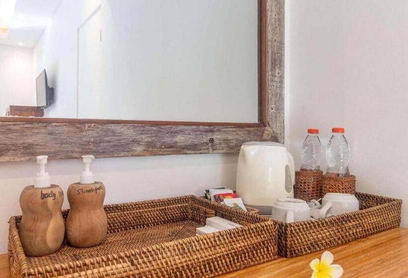 Hotel D Kamala By Prasi