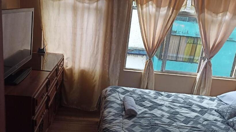 Hotel Hospedaje Baños De Agua Santa