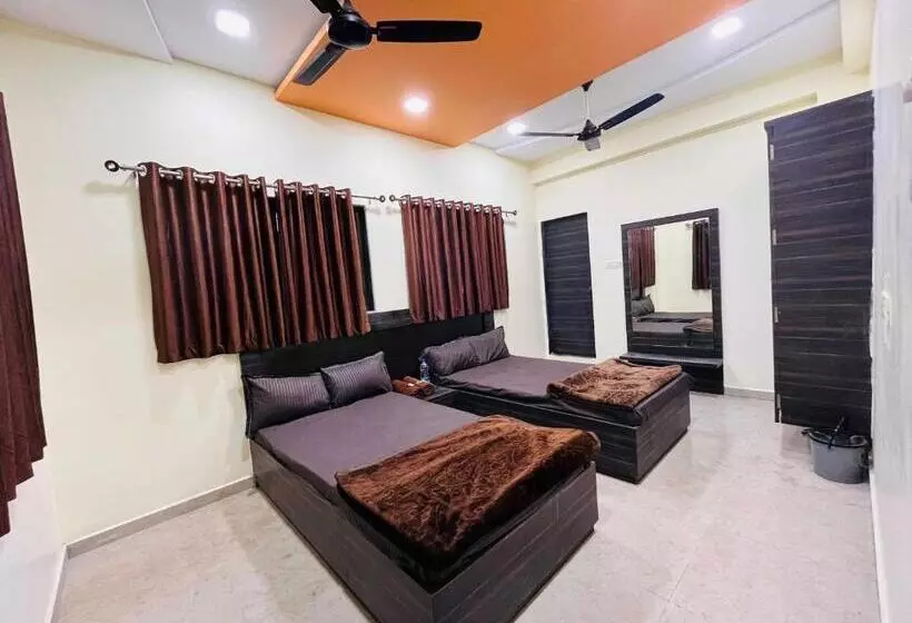 Oyo Hotel Jugnu