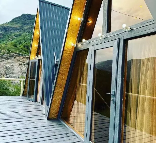 ペンション Arevatsag Canyon Guesthouse