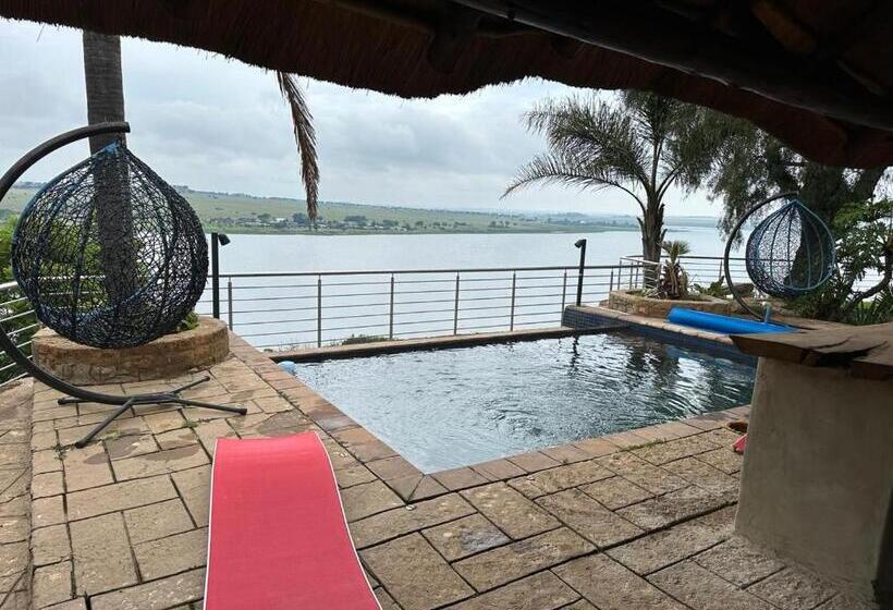 Pension Eagles View Kungwini