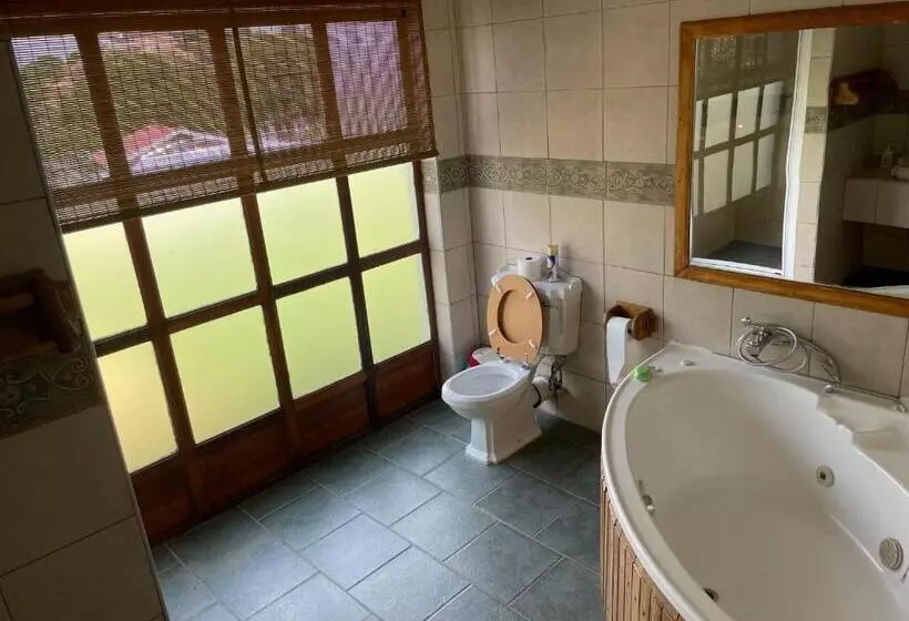 ペンション Eagles View Kungwini