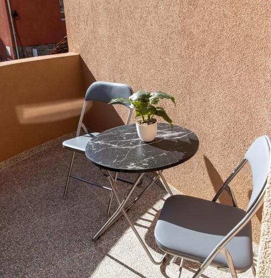 بنسيون Navial 1