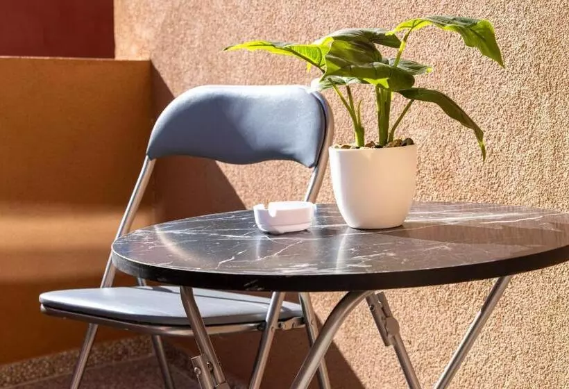 ペンション Navial 1