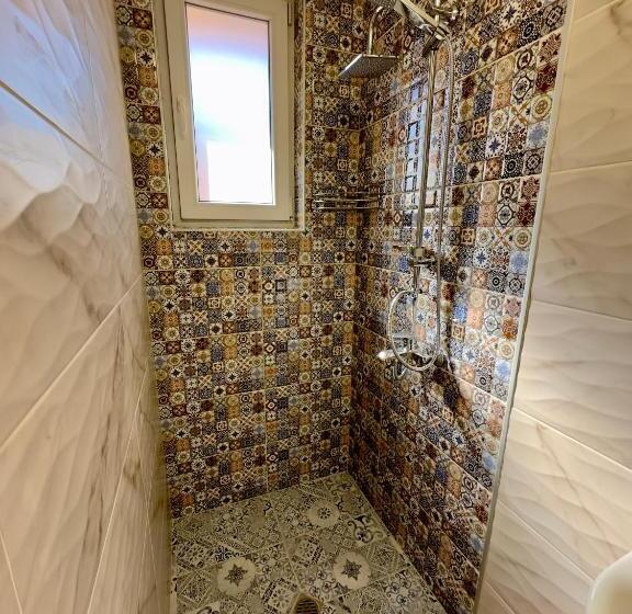 بنسيون Navial 1