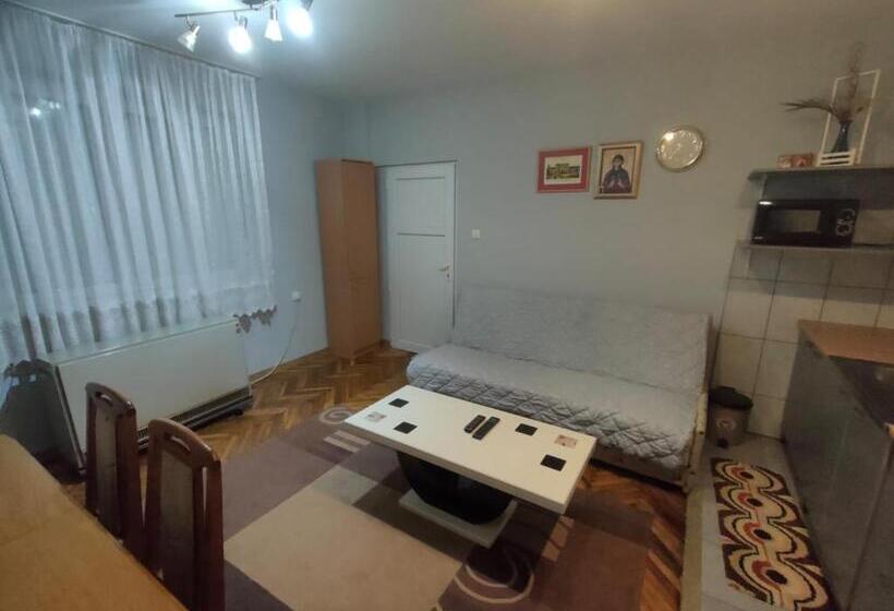 پانسیون Stan Na Dan