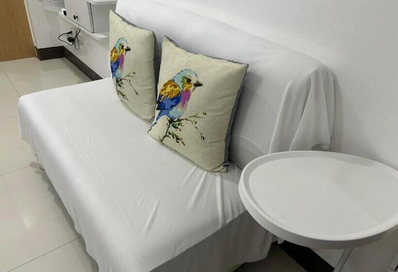 11b Tower 1 Viceroy Residences Mc Kinley Hill Bgc