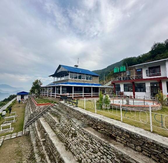 14 Miles Hotel And Restaurant