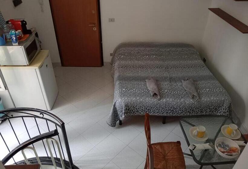 ベッドアンドブレックファースト Alma