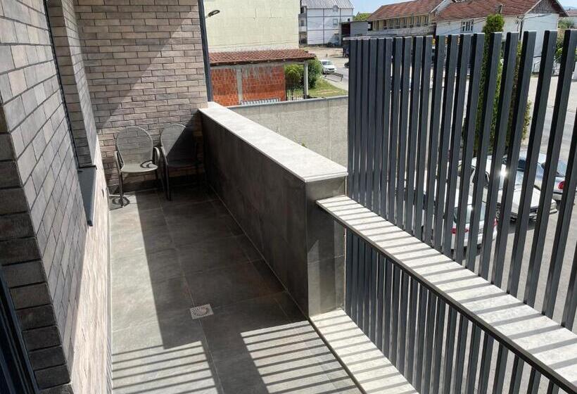 تختخواب و صبحانه Apartament Koha