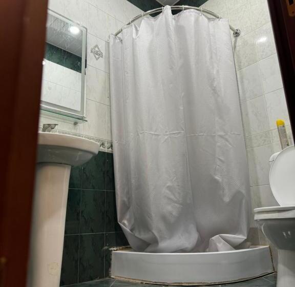 Nocleg ze śniadaniem Lovely Home With Pool