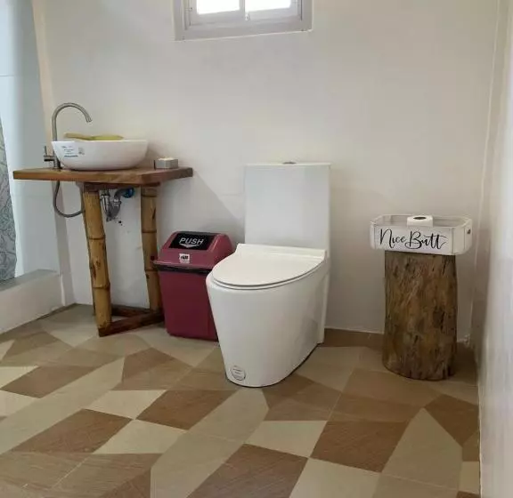 تختخواب و صبحانه Tabskie’s Homestay