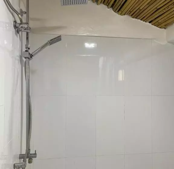 تختخواب و صبحانه Tabskie’s Homestay