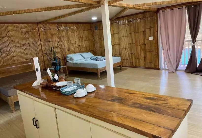 تختخواب و صبحانه Tabskie’s Homestay