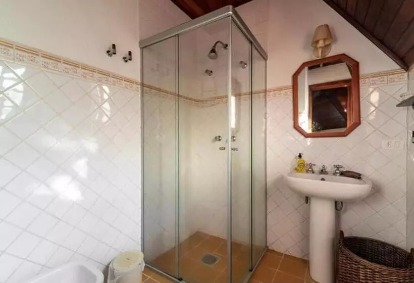 Aamiaismajoitus (B&B) Villa Panorama