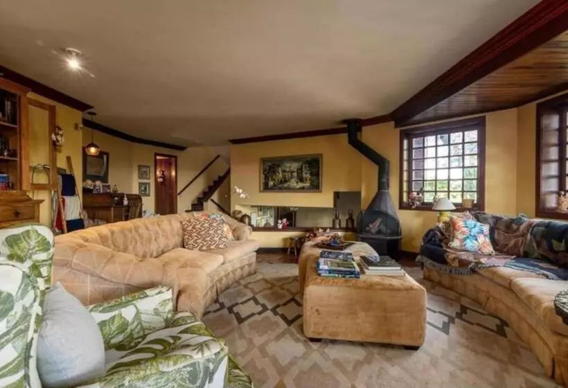 Aamiaismajoitus (B&B) Villa Panorama