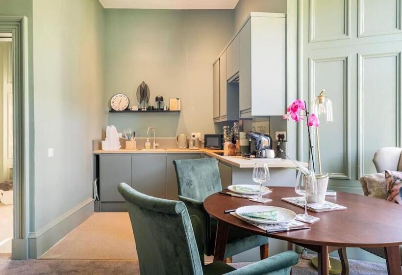 Boutique Home Stay   Bliss Studio