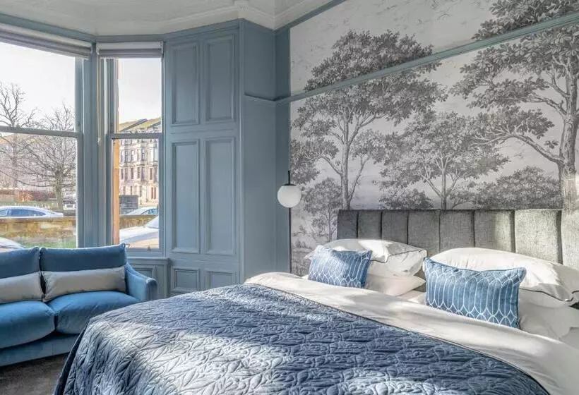 Bluebell Studio Glasgow Airport