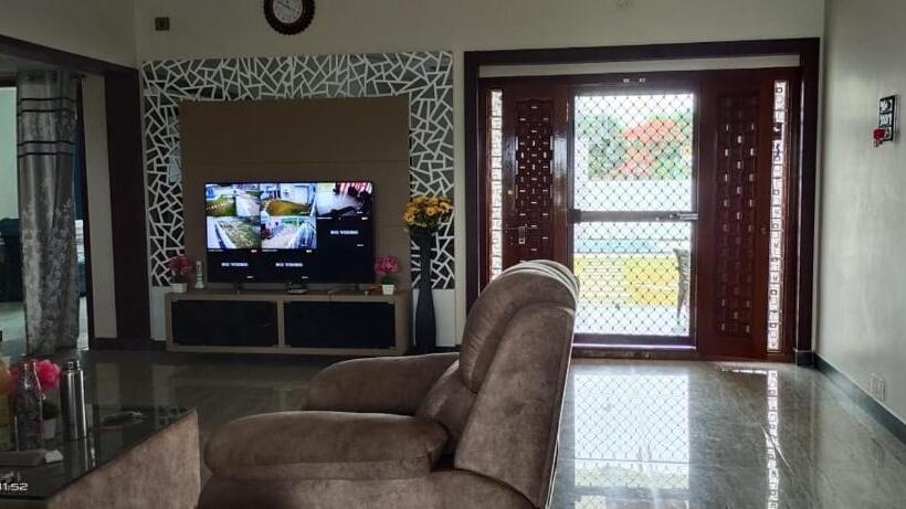 בית מלון כפרי Amber Travel House By Phr