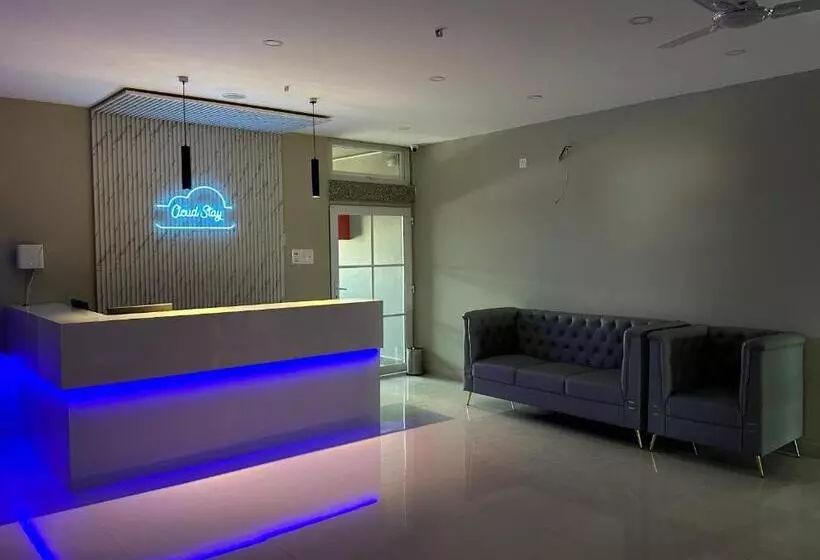 Hotel Cloud Stay