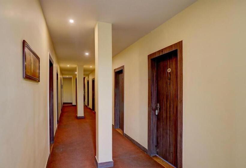 בית מלון כפרי Queens Resort