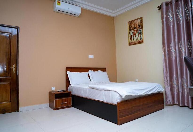 בית מלון כפרי Dannick