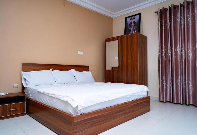 בית מלון כפרי Dannick